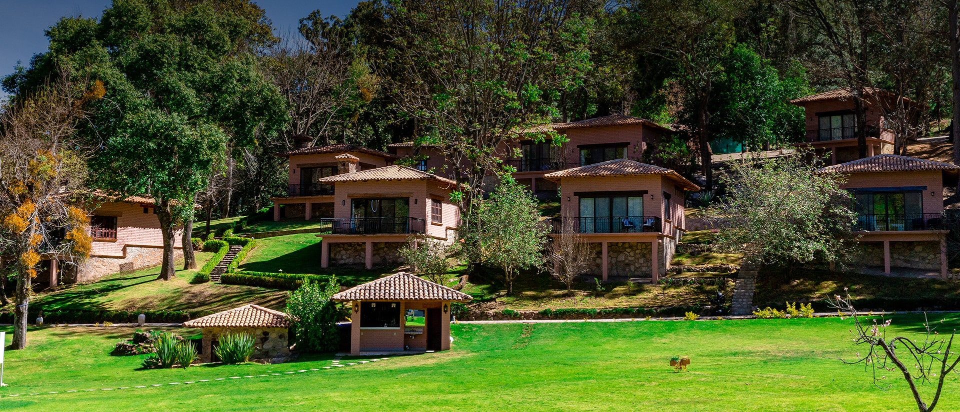 Sierra Lago Resort logo